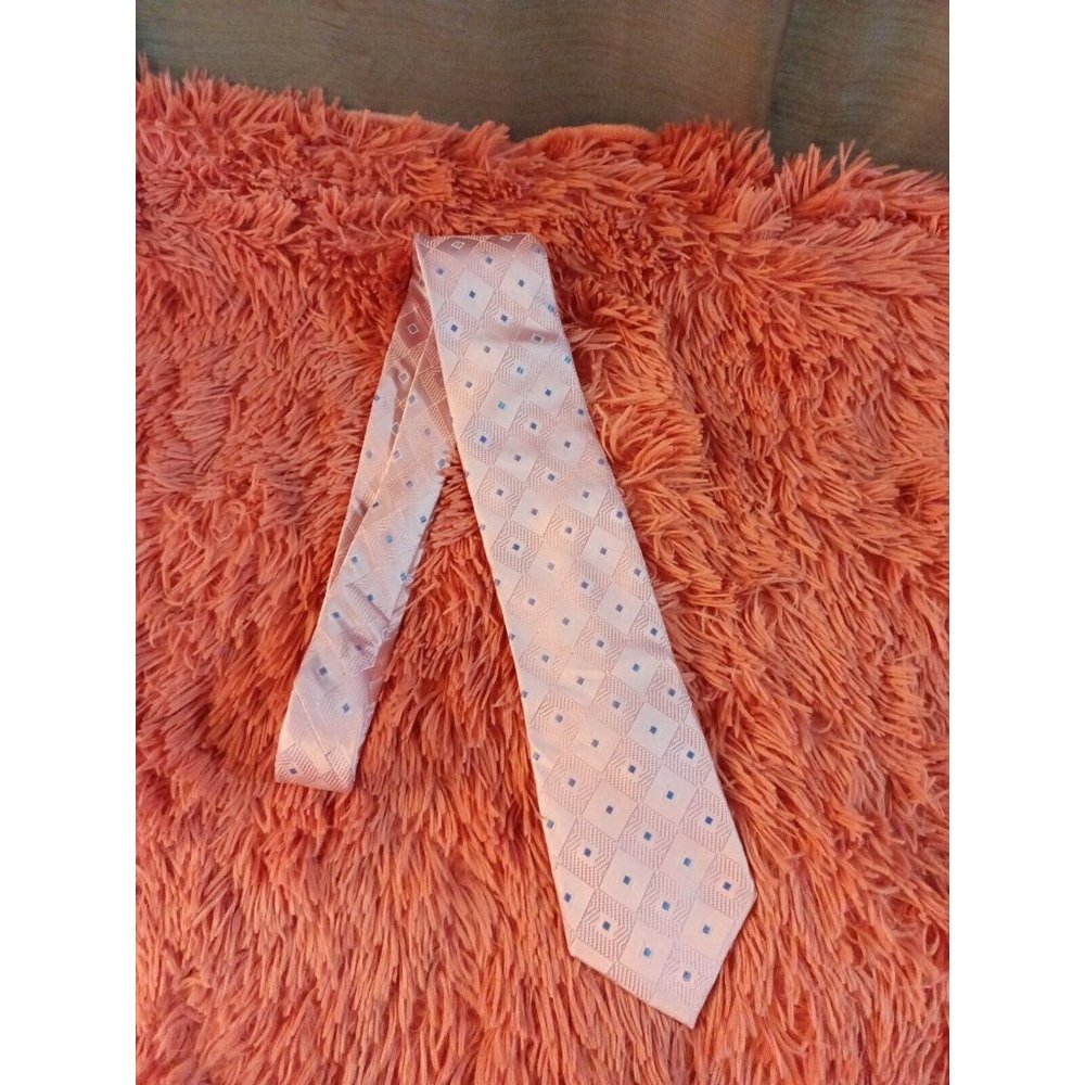Men's Michael Michael Kors Diamond Print Light Pink/Blue 100% Silk Tie